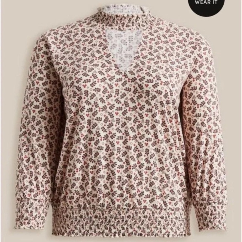 🌟 Torrid top 🌟 - Picture 3 of 6